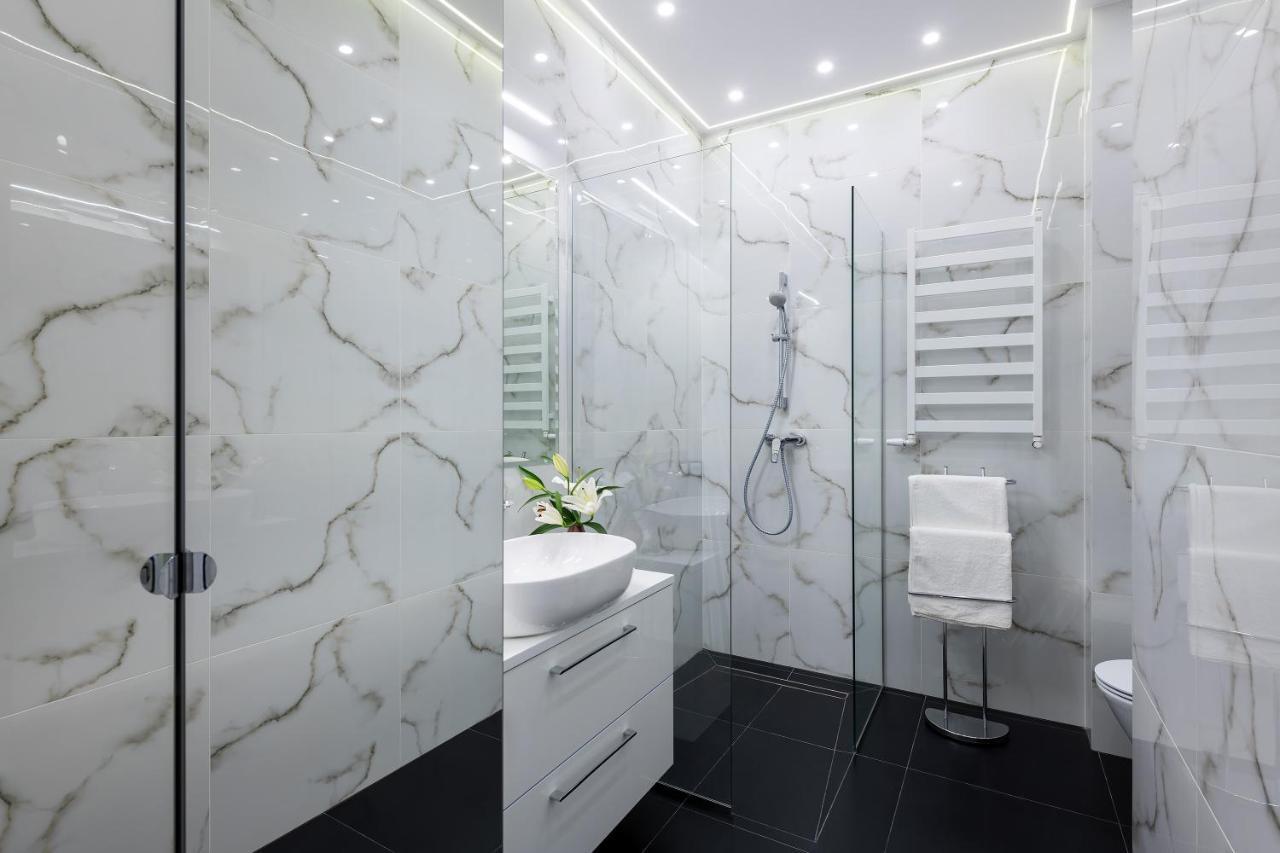 Marszalkowska Center Serviced Apartments Varşovia Exterior foto